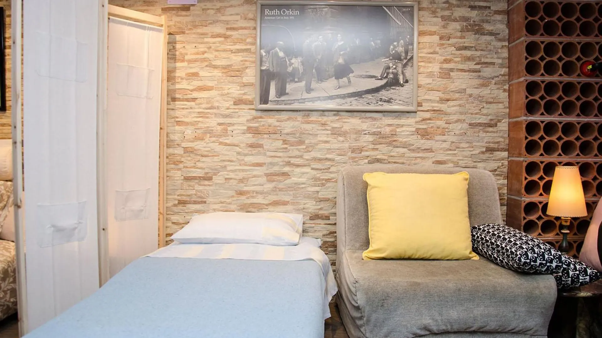 Guest house Room In Guest Room - Vacarisses- Torreblanca Estacion Vacarisas